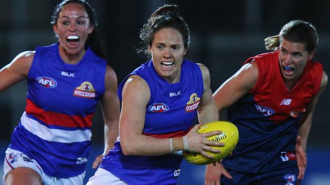 Emma Kearney plays with the Western Bulldogs and the Melbourne Stars cricket side. Picture: Getty Images