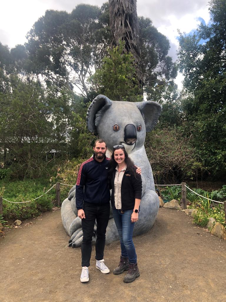 The actor and a staff member at Kangaroo Island Wildlife Park.