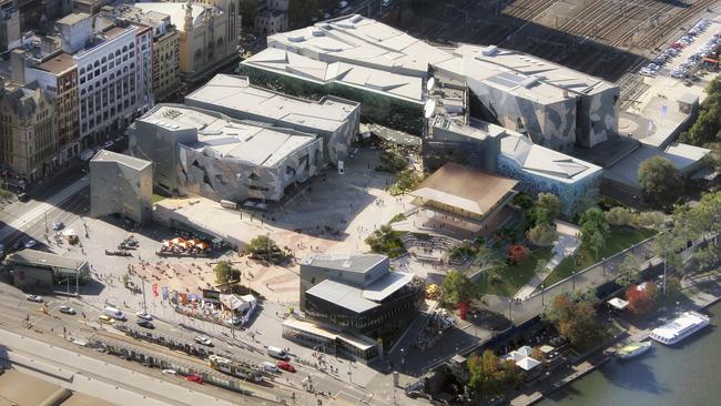 The site Apple plans to build its new flagship store on by 2020.