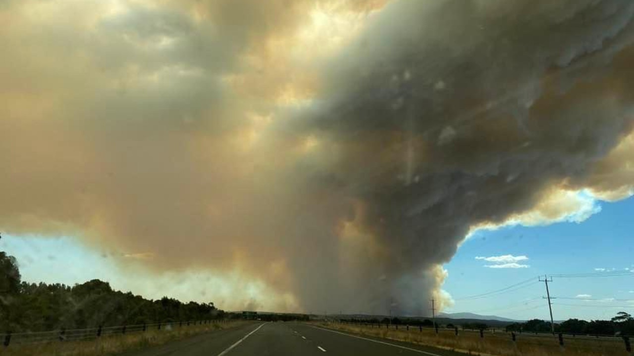 Weather: Temperatures to soar this weekend as Victoria battles out-of ...