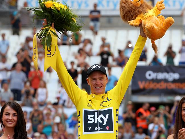 MARSEILLE, FRANCE - JULY 22:  Chris Froome of Great Britain and Team Sky celebrates in the yellow jersey following stage twenty of Le Tour de France 2017 on July 22, 2017 in Marseille, France.  (Photo by Chris Graythen/Getty Images)