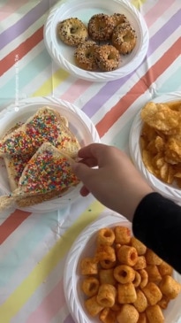 Mum faces further backlash after apology for diet fairy bread