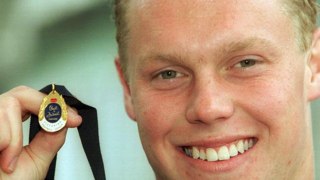 Box Hill star Sam Mitchell with the 2002 Liston Medal as the VFL’s best