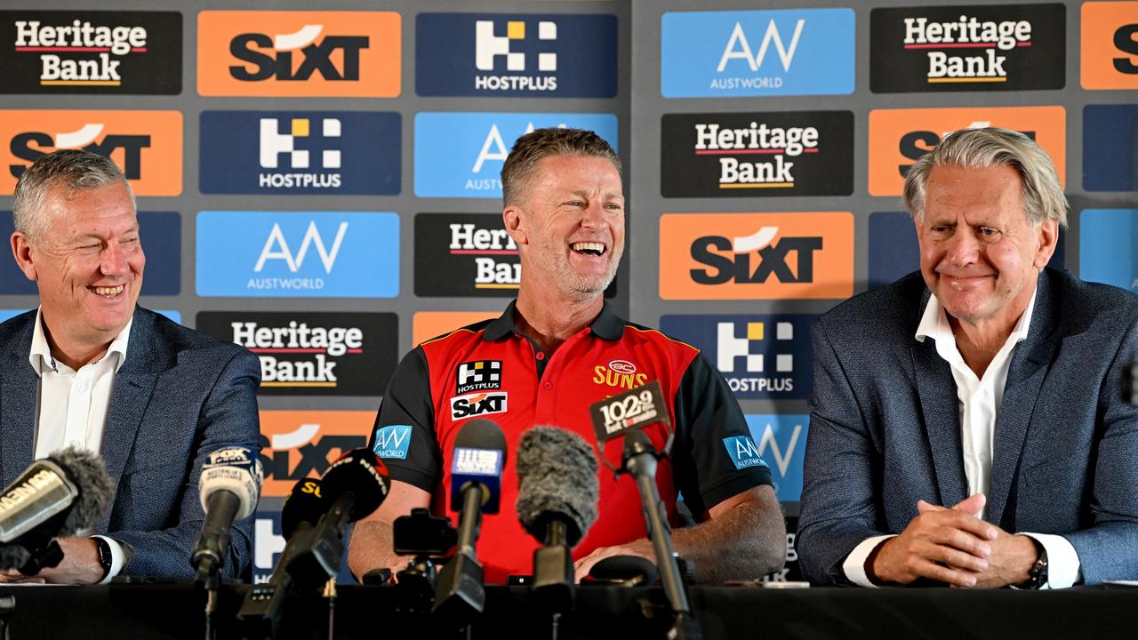 Damien Hardwick (centre) was a happy man at today’s press conference. Photo: Fox Sports (Photo by Bradley Kanaris/Getty Images)