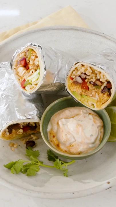 Easy and juicy chicken burritos