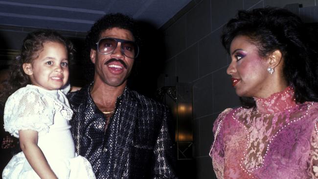 Nicole Richie, Lionel Richie and Brenda Harvey in 1985.