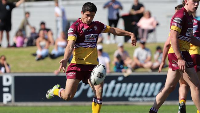 Halfback Jett Cleary kicks for Glenmore Park. Picture: Steve Montgomery