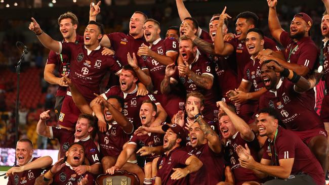 BRISBANE, AUSTRALIA - NOVEMBER 18: Maroons celebrate winning game three of the State of Origin series between the Queensland Maroons and the New South Wales Blues at Suncorp Stadium on November 18, 2020 in Brisbane, Australia. (Photo by Chris Hyde/Getty Images) *** BESTPIX ***