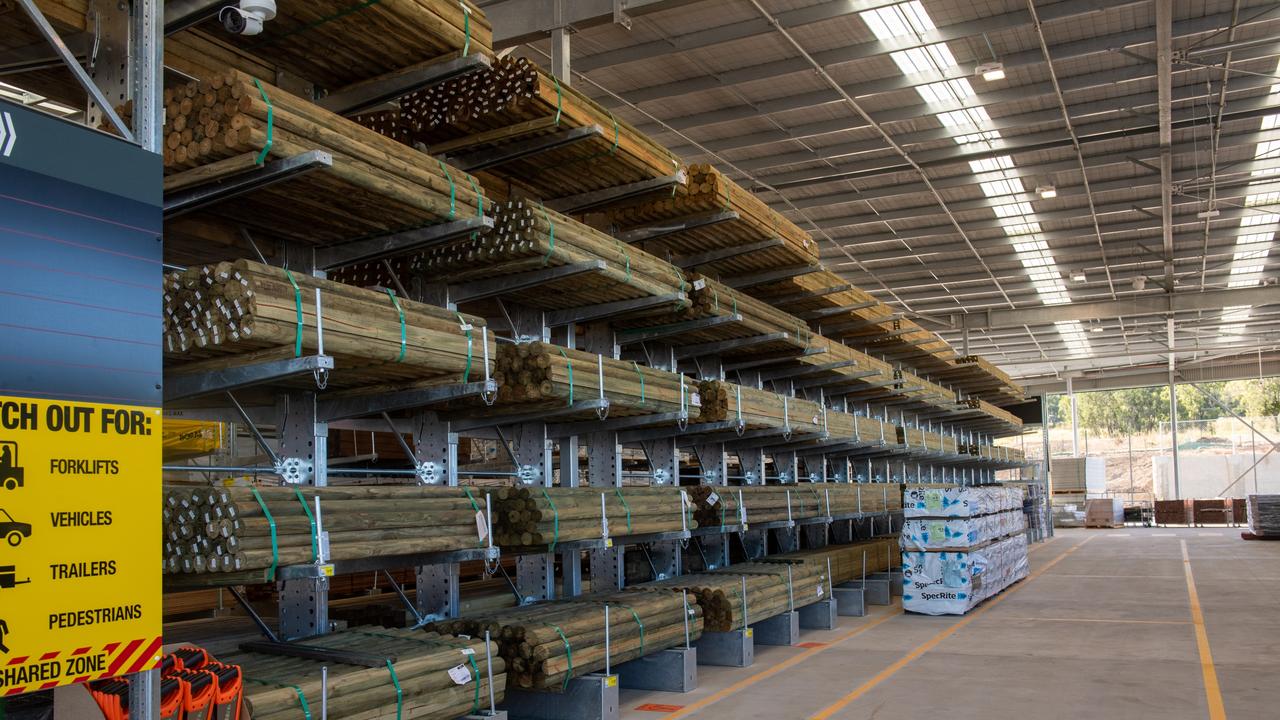 Bunnings Plainland store. PHOTO: Ali Kuchel