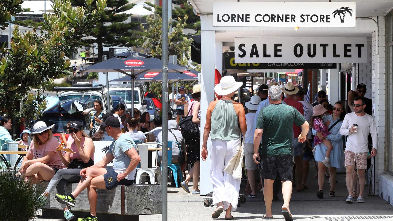 Lorne schoolies to be targeted in tourism jobs recruitment drive | Geelong  Advertiser