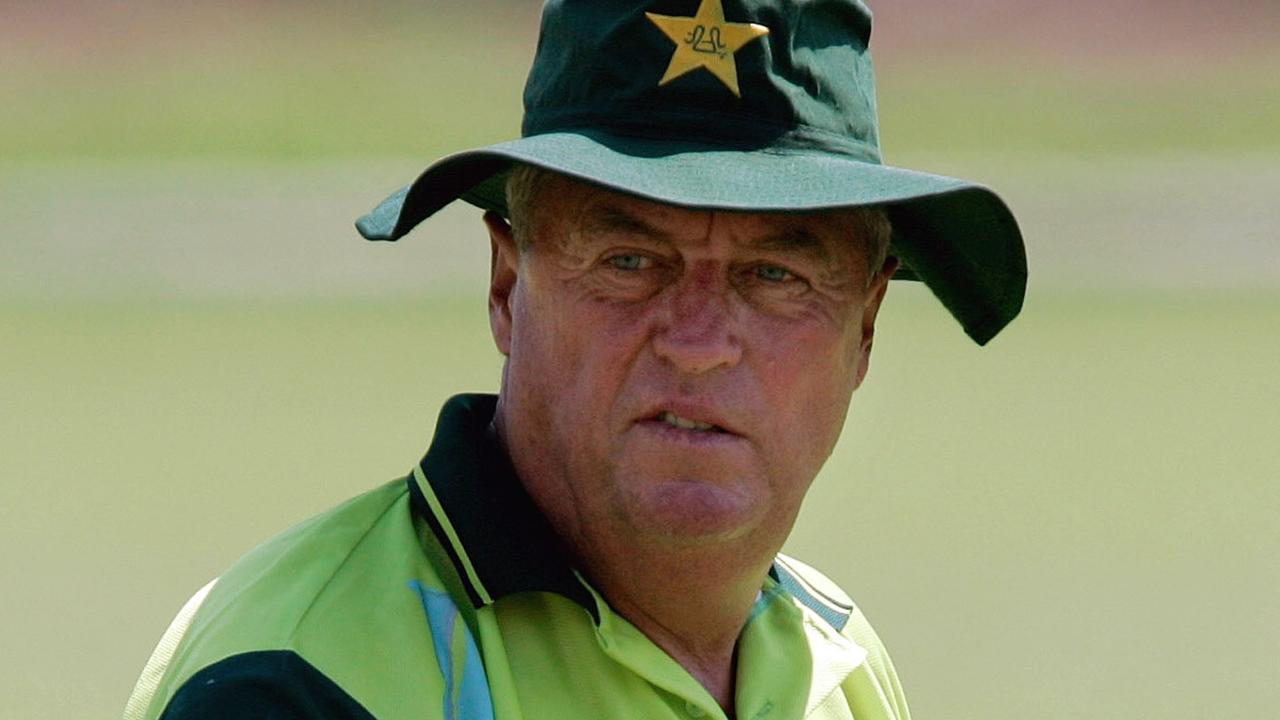 Bob Woolmer died from natural causes and was not strangled as earlier claimed.