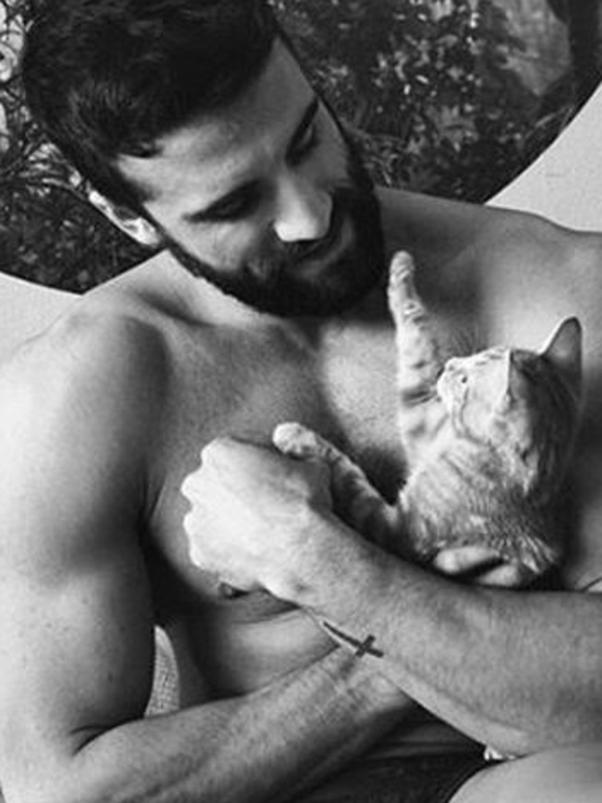 Adorable! Picture: Men and cats/ Instagram