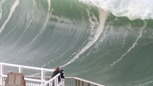 Rough surf conditions off Waverley Cemetery today. People have been advised to avoid the water. Photo: Bob Barker.