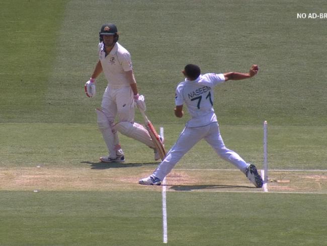 Everything went Australia's way on Friday - including this no-ball call, which saved David Warner's bacon.