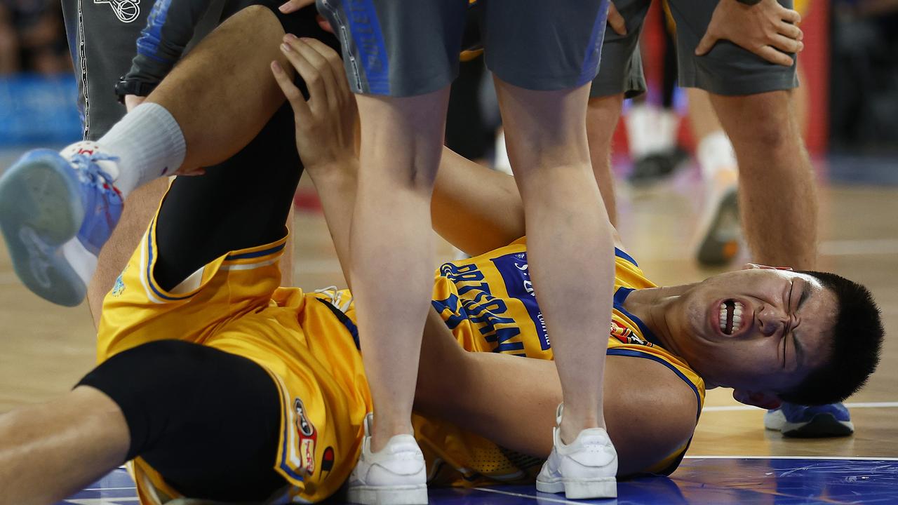 Chuanxing Liu suffered a knock to the knee in the third quarter. Picture: Getty Images