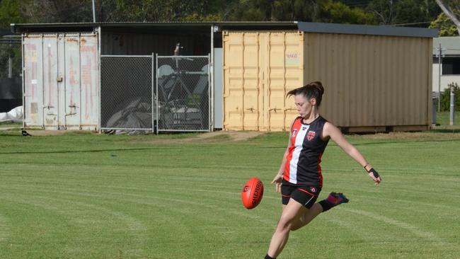 <s1>ON THE CHARGE: Reanna Fenton and the South Burnett Saints proved too strong for South Toowoomba at the weekend.</s1> <ld pattern=" "/> <source>Picture: File</source>