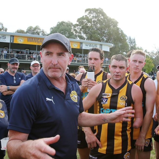 Darryn Cresswell coaching his most recent Ovens &amp; Murray club, Wangaratta Rovers. Picture Yuri Kouzmin