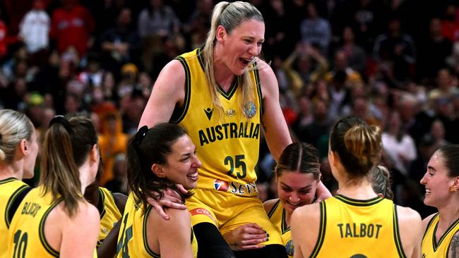 Jackson (C) recently came out of retirement to lead the Opals to bronze at the World Championships in October in what would be her final game for the Opals. (Photo by William WEST / AFP) /