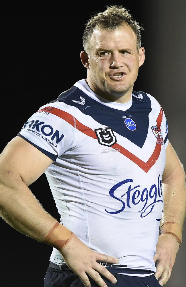 MACKAY, AUSTRALIA - SEPTEMBER 17: Josh Morris of the Roosters reacts during the NRL Semi-Final match between the Manly Sea Eagles and the Sydney Roosters at BB Print Stadium on September 17, 2021 in Mackay, Australia. (Photo by Matt Roberts/Getty Images)