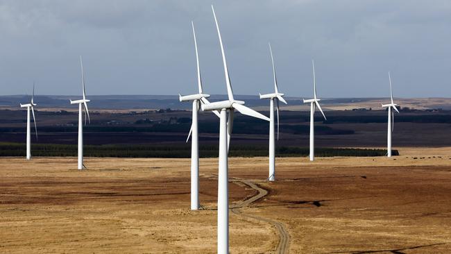 The dry heat pushed up temperature but did not produce much wind, which was bad news for wind farms. Picture: Chris Ratcliffe