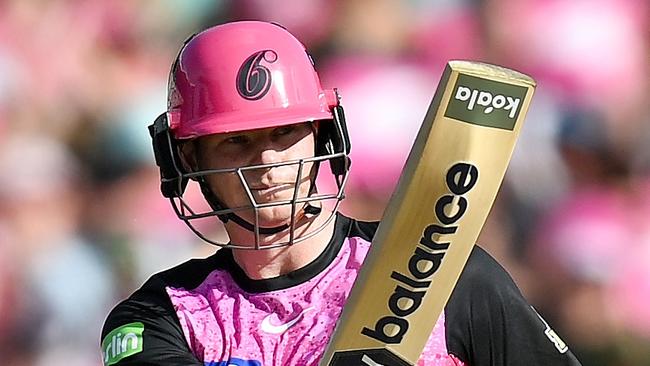 SYDNEY, AUSTRALIA - JANUARY 11: Steve Smith of Sixers celebrates his half century during the BBL match between Sydney Sixers and Perth Scorchers at Sydney Cricket Ground, on January 11, 2025, in Sydney, Australia. (Photo by Izhar Khan/Getty Images)