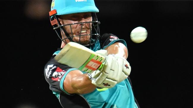 Chris Lynn returned to Big Bash action in his usual big hitting style for Brisbane Heat.