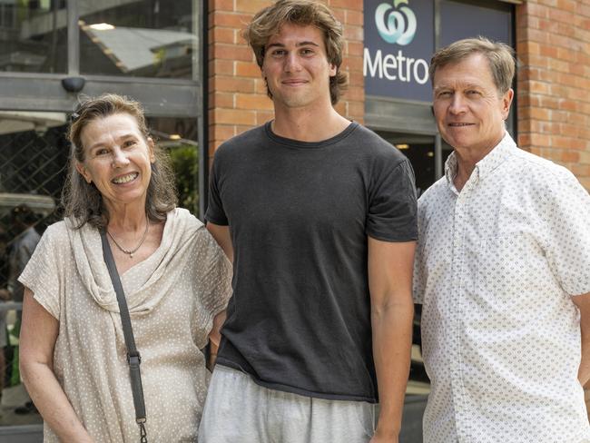 SYDNEY, AUSTRALIA - NCA NewsWirePhotos - Thursday, 11 January 2024:(L-R)Marcia, William and Russell  Harte pose for a photo outside Woolworths Surry HillsPicture: NCA NewsWire  / Monique Harmer