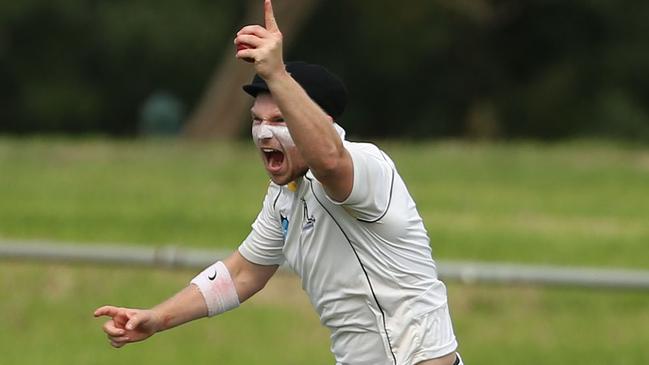 Heidelberg’s Zach Pett celebrates a catch in last season’s semi-final. Picture: Stuart Milligan