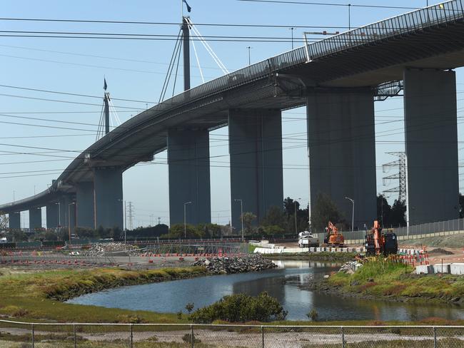 The West Gate Tunnel project has been thrown into chaos after the consortium building the $6.7 billion road revealed it wants to tear up the contract. Picture taken from Westgate bridge Memorial Park Picture: Tony Gough