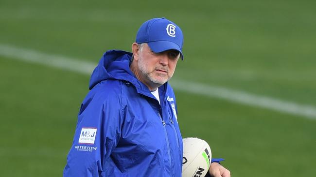 Bulldogs coach Dean Pay during an NRL training session at Belmore in Sydney, Tuesday, May 26, 2020. (AAP Image/Joel Carrett) NO ARCHIVING