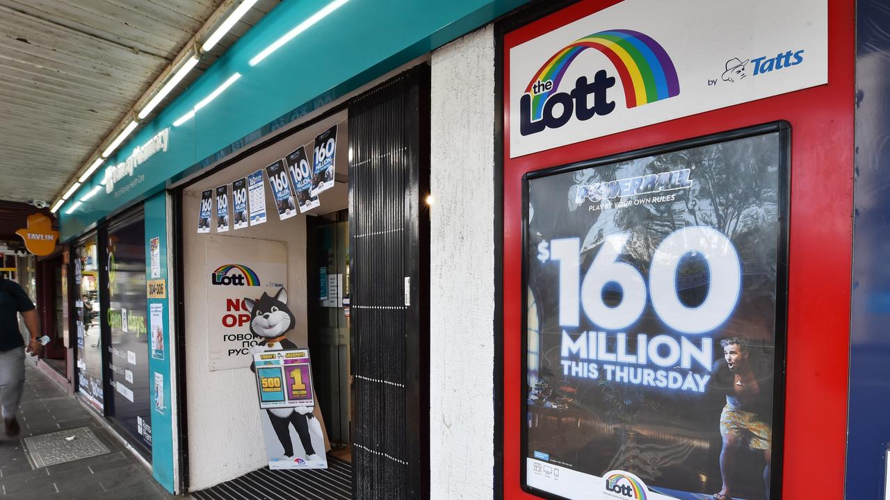 MELBOURNE, AUSTRALIA – NewsWire Photos OCTOBER 25TH, 2022: Thursdays roll over lottery jack pot Picture: NCA NewsWire / Nicki Connolly