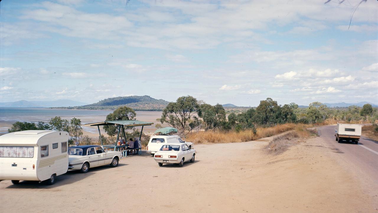 Bruce Highway, Proserpine - Bowen (1976). Picture: Queensland State Archives