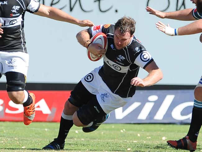 McDuling playing for the Cell C Sharks.