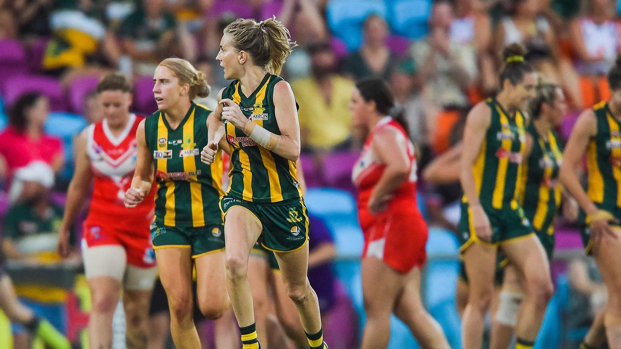 Waratah vs PINT in the 2022-23 NTFL womenÃ&#149;s grand final. Picture: PEMA TAMANG Pakhrin