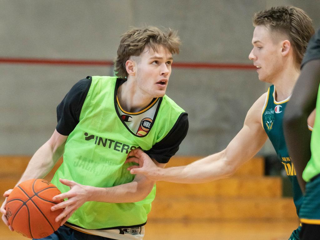 Mason Gaze – the son of NBL legend Andrew Gaze, recently had a Development trial with the Tasmania JackJumpers.