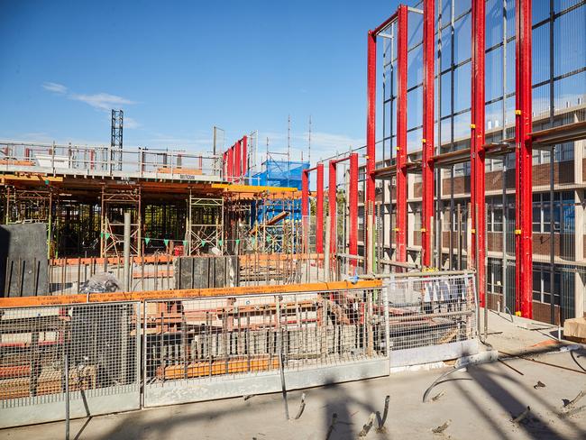 Constuction work on the new Adelaide Botanic High. Picture: AAP / Matt Loxton