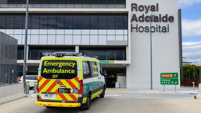 ADELAIDE, AUSTRALIA - NewsWire Photos OCTOBER 28, 2021: Ambulances entering the Royal Adelaide Hospital RAH. Picture: NCA NewsWire/Brenton Edwards