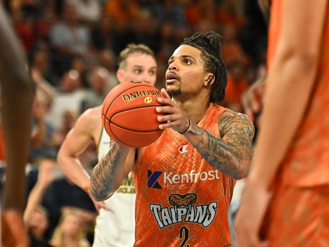 Taipans guard Rob Edwards lines up a free throw attempt. Picture: Getty Images