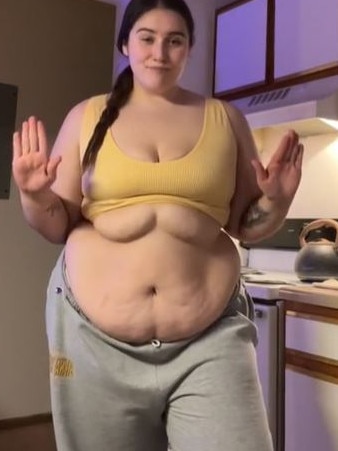 Women are preaching body love on TikTok. Picture: TikTok/chunkymak