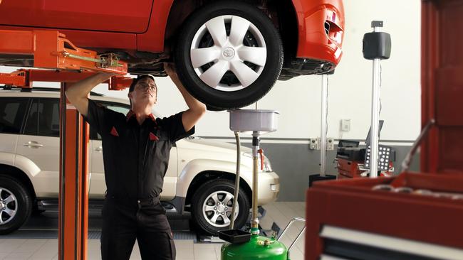 We’re complaining less about car service costs, JD Power survey shows ...