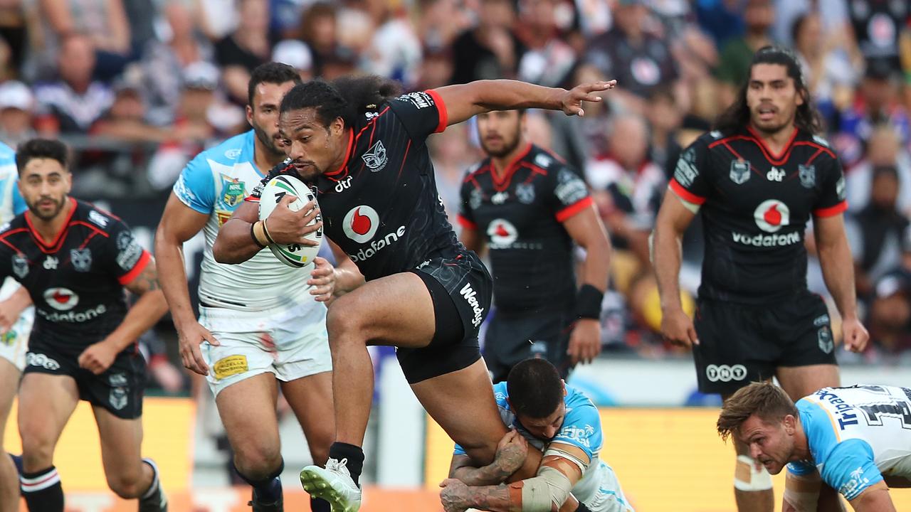 Bunty Afoa returns to the field for the Warriors.