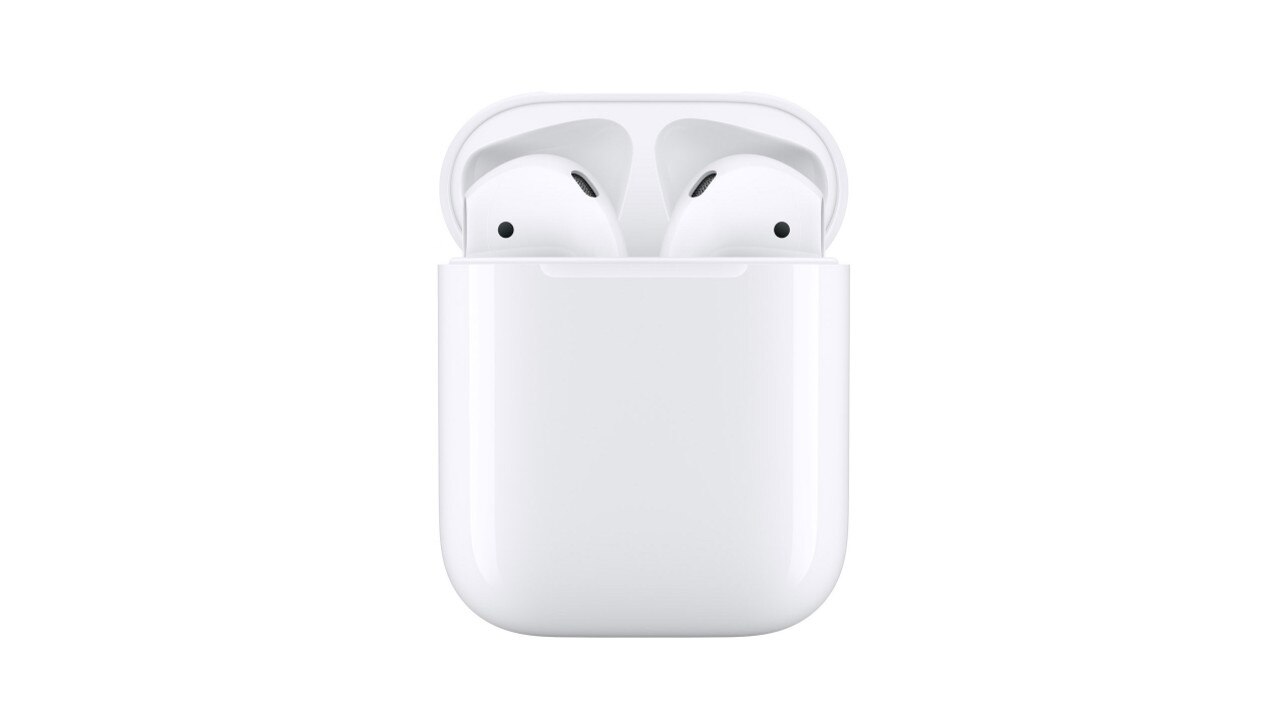 Apple AirPods 2 with charging case