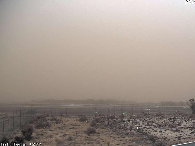 A thick cloud of dust and dangerous airborne particles has descended on Greater Sydney, prompting urgent health warnings from authorities advising residents to stay indoors and monitor for symptoms Picture: NSW RFS