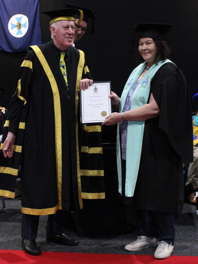 Jeanette Perry graduated with a Bachelor of Digital Media with Distinction at the CQUniversity graduation ceremony in Bundaberg on December 14, 2023.