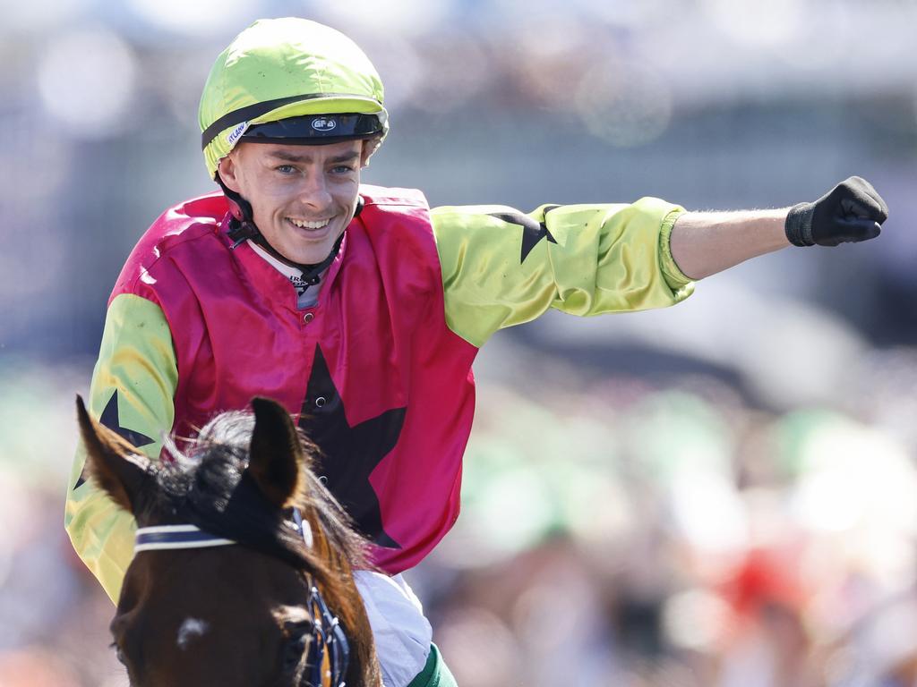 Melbourne Racing: Lexus Melbourne Cup Day