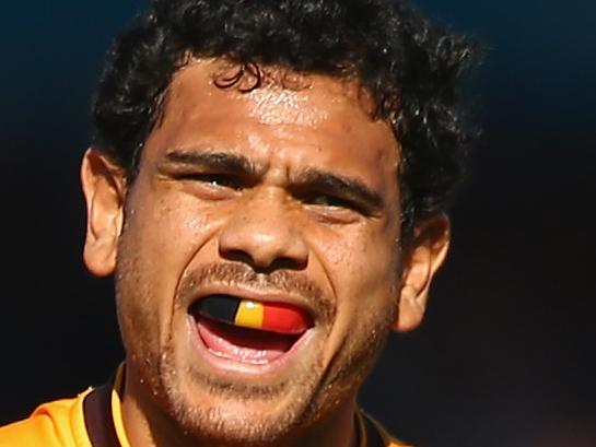 LAUNCESTON, AUSTRALIA - APRIL 16: Cyril Rioli of the Hawks celebrates kicking a goal during the round four AFL match between the Hawthorn Hawks and the St Kilda Saints at Aurora Stadium on April 16, 2016 in Launceston, Australia. (Photo by Mark Kolbe/Getty Images)