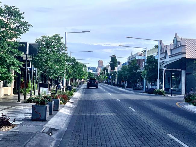 King William Road at Hyde Park at 8.05am. Picture: Tricia Watkinson