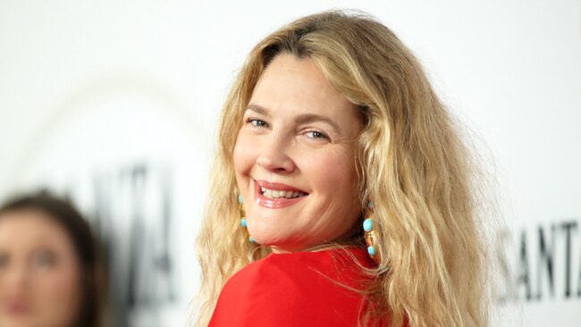 Drew Barrymore says Emsculpt helped her lose 11kg, strengthen abs ...