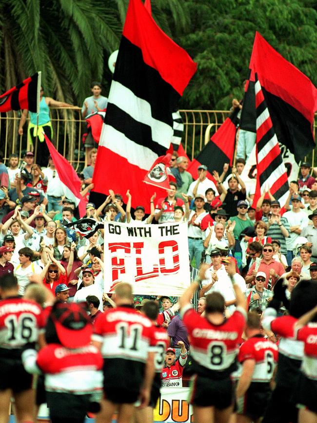 A big crowd at North Sydney Oval salutes their team during the 1996 season.