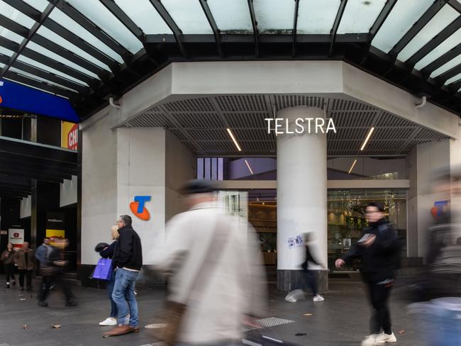 MELBOURNE, AUSTRALIA - NCA NewsWire Photos - 4 MAY 2024: Telstra signage is seen outside a store on Bourke Street. Picture: NCA NewsWire / Diego Fedele